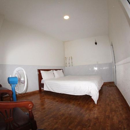 Dalat Alan Hostel Экстерьер фото